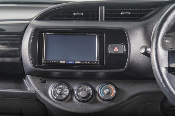 Toyota Vitz III (XP130) Рестайлинг с пробегом 2018 года, цена 1 029 000 рублей, 84000 км, хэтчбек, Автокод Объявления
