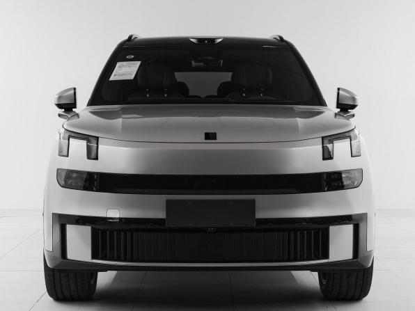 Lynk &amp; Co 900 с пробегом 2025 года, цена 7 769 000 рублей, 60 км, внедорожник, Автокод Объявления