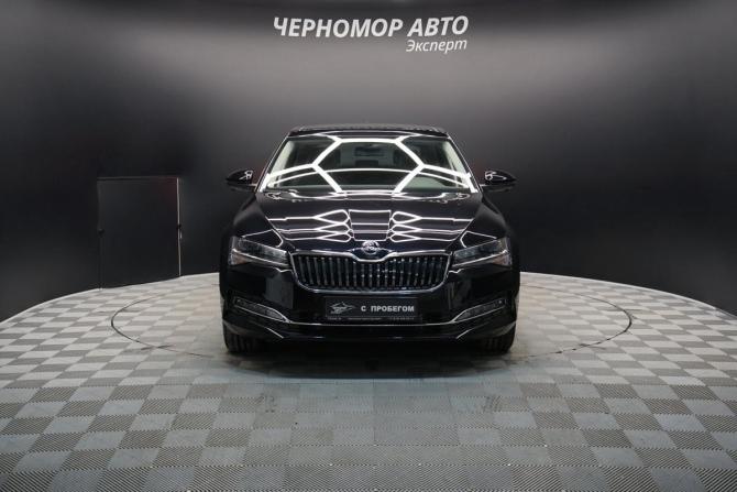 Skoda Superb IV с пробегом 2025 года, цена 3 340 000 рублей, 50 км, лифтбек, Автокод Объявления