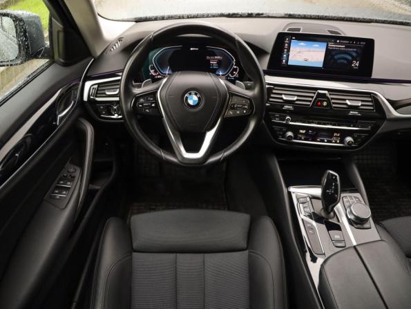 BMW 5 серии VII (G30/G31/G38) с пробегом 2019 года, цена 3 399 000 рублей, 101370 км, седан, Автокод Объявления
