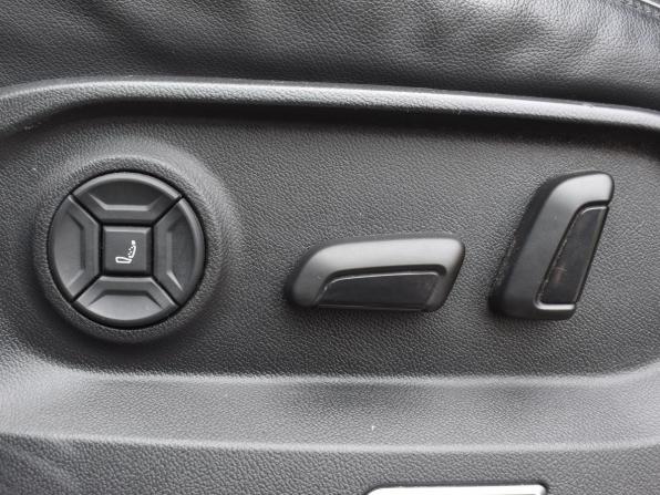 Volkswagen Touareg III с пробегом 2018 года, цена 4 295 000 рублей, 94900 км, внедорожник, Автокод Объявления