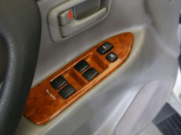 Toyota Land Cruiser 100 Series Рестайлинг 2 с пробегом 2006 года, цена 1 650 000 рублей, 470000 км, внедорожник, Автокод Объявления