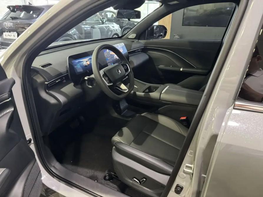 Changan UNI-S (CS55 Plus) I Рестайлинг Москва  - изображение 9