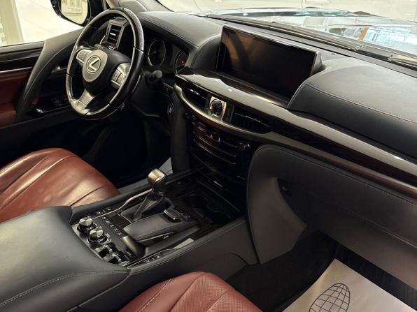 Lexus LX III Рестайлинг 2 с пробегом 2020 года, цена 10 400 000 рублей, 60877 км, внедорожник, Автокод Объявления