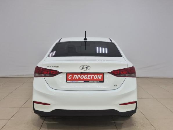 Hyundai Solaris II с пробегом 2017 года, цена 1 080 000 рублей, 160142 км, седан, Автокод Объявления