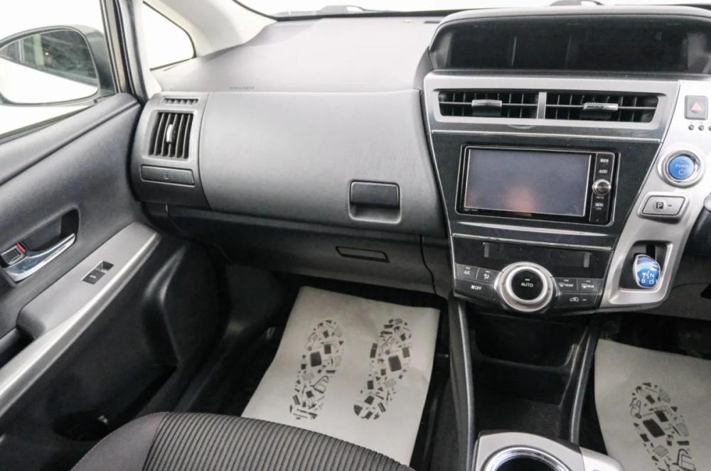 Toyota Prius Alpha I (ZVW40/41) Рестайлинг Красноярск  - изображение 12