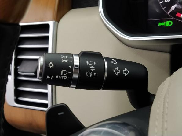 Land Rover Range Rover IV Рестайлинг с пробегом 2020 года, цена 7 500 000 рублей, 82000 км, внедорожник, Автокод Объявления