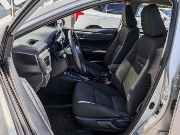 Toyota Corolla XI (E160 E170 E180) с пробегом 2014 года, цена 1 275 000 рублей, 171602 км, седан, Автокод Объявления
