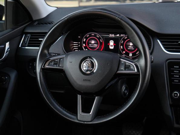 Skoda Octavia III (A7) Рестайлинг с пробегом 2020 года, цена 2 320 000 рублей, 95263 км, лифтбек, Автокод Объявления
