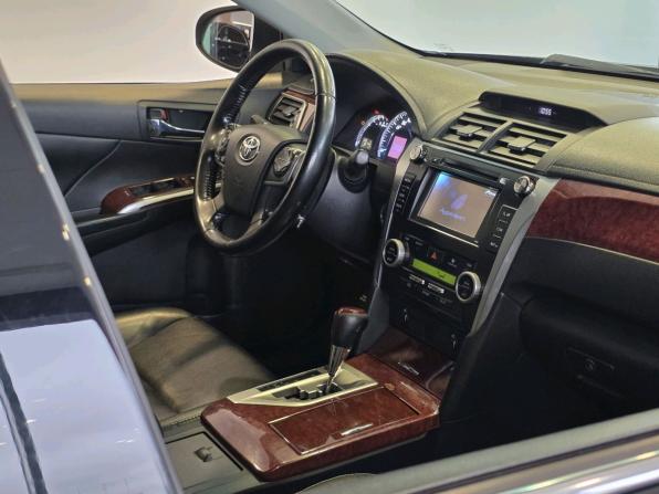 Toyota Camry VII (XV50) с пробегом 2014 года, цена 1 680 000 рублей, 240721 км, седан, Автокод Объявления
