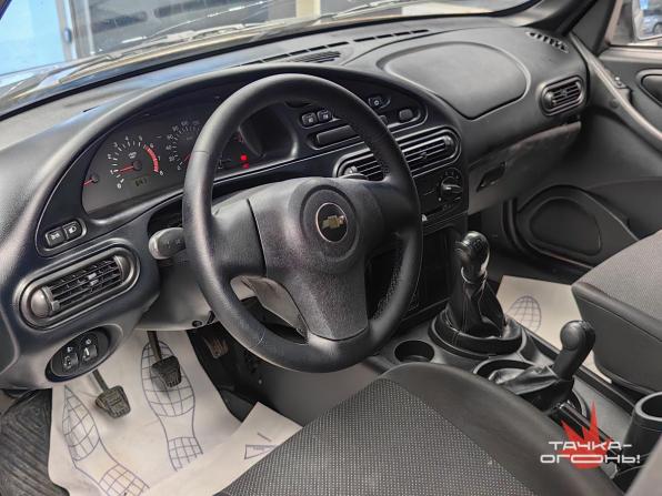 Chevrolet Niva I Рестайлинг с пробегом 2014 года, цена 495 000 рублей, 147000 км, внедорожник, Автокод Объявления