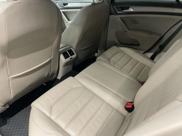 Volkswagen Golf VII с пробегом 2013 года, цена 1 048 000 рублей, 201000 км, хэтчбек, Автокод Объявления