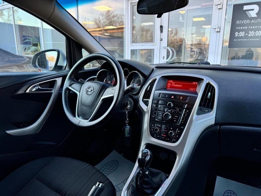 Opel Astra J Ульяновск  - изображение 8