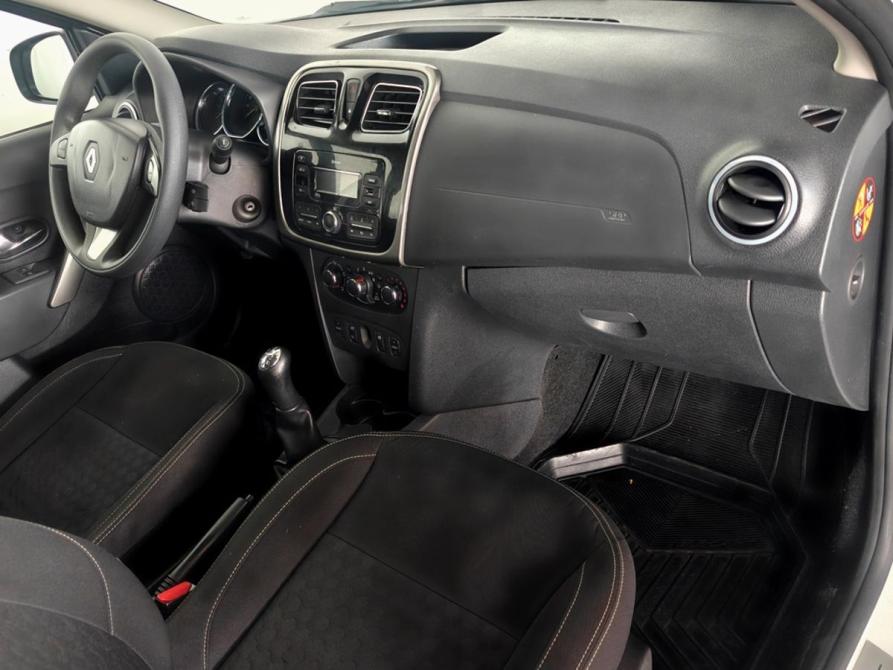 Renault Logan II Москва  - изображение 11