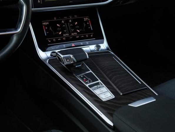 Audi A6 V (C8) с пробегом 2022 года, цена 5 150 000 рублей, 37957 км, седан, Автокод Объявления