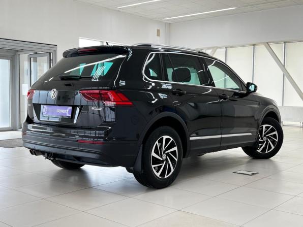 Volkswagen Tiguan II с пробегом 2018 года, цена 2 620 000 рублей, 122668 км, внедорожник, Автокод Объявления