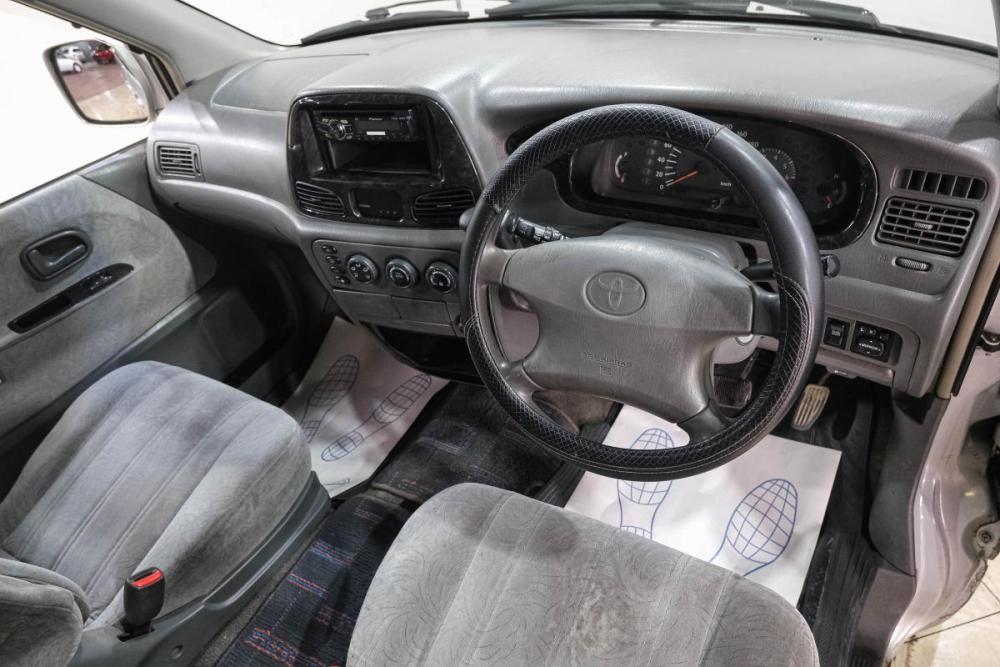 Toyota Noah IV (R90) Новокузнецк  - изображение 16