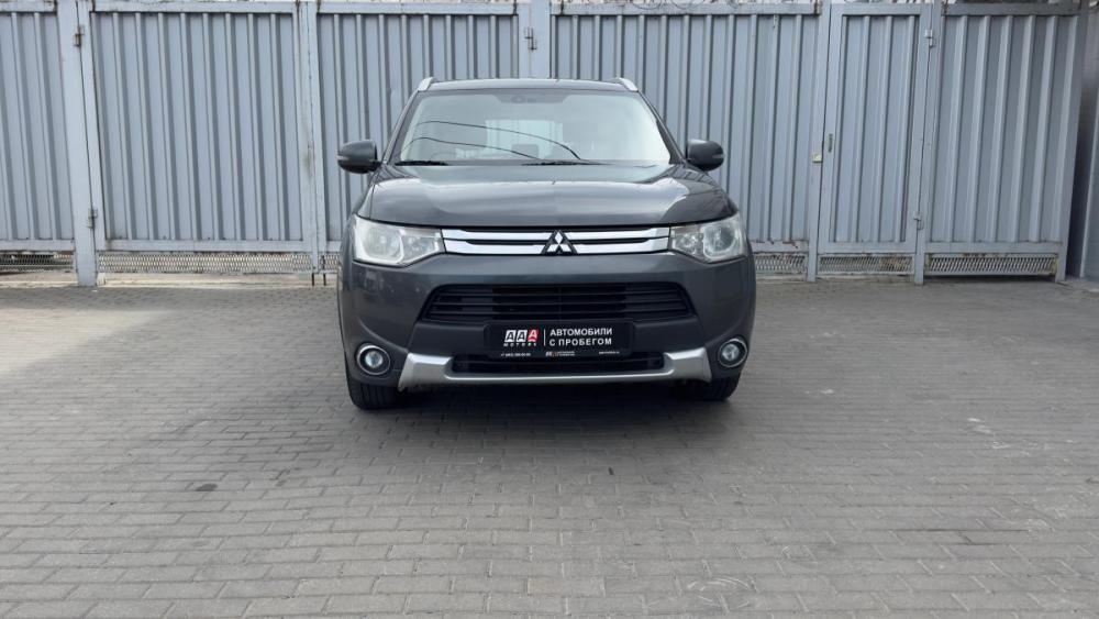 Mitsubishi Outlander III Рестайлинг Ростов-на-Дону  - изображение 2