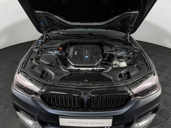 BMW 5 серии VII (G30/G31/G38) с пробегом 2017 года, цена 4 356 000 рублей, 96437 км, седан, Автокод Объявления