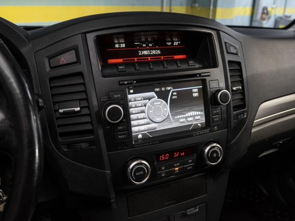 Mitsubishi Pajero IV Рестайлинг 1 с пробегом 2014 года, цена 2 350 000 рублей, 245871 км, внедорожник, Автокод Объявления