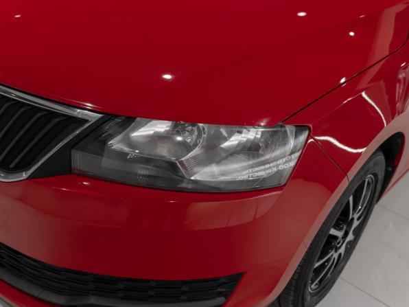 Skoda Rapid I Рестайлинг с пробегом 2018 года, цена 1 330 000 рублей, 97870 км, лифтбек, Автокод Объявления