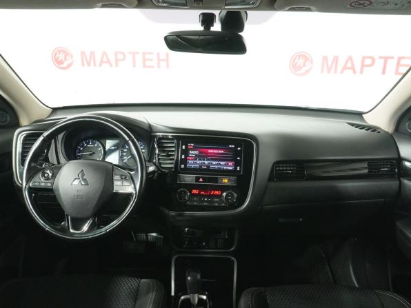 Mitsubishi Outlander III Рестайлинг 3 с пробегом 2019 года, цена 2 340 000 рублей, 101055 км, внедорожник, Автокод Объявления