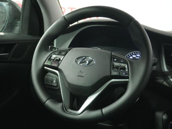 Hyundai Tucson III с пробегом 2016 года, цена 1 785 000 рублей, 166410 км, внедорожник, Автокод Объявления