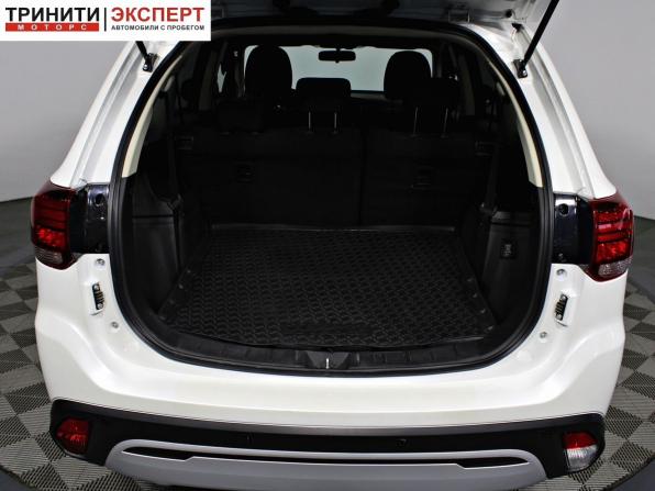 Mitsubishi Outlander III Рестайлинг 3 с пробегом 2021 года, цена 2 497 000 рублей, 111668 км, внедорожник, Автокод Объявления