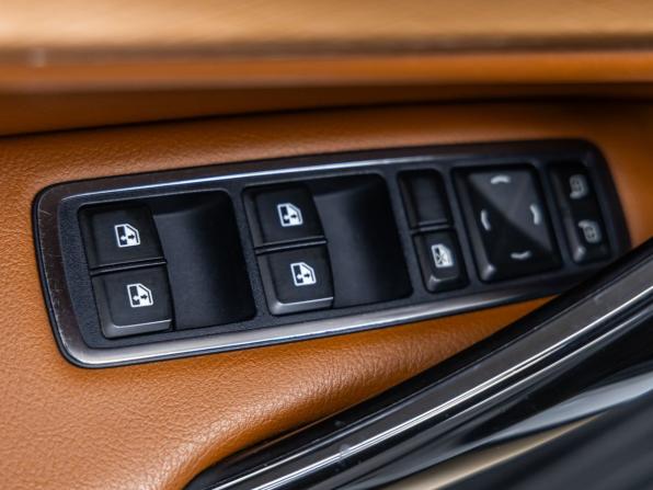 Lada (ВАЗ) Vesta I Рестайлинг (NG) с пробегом 2023 года, цена 1 378 000 рублей, 69317 км, универсал, Автокод Объявления