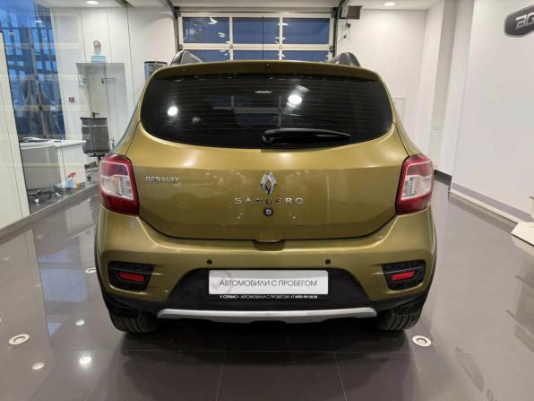 Renault Sandero II с пробегом 2015 года, цена 740 000 рублей, 245000 км, хэтчбек, Автокод Объявления