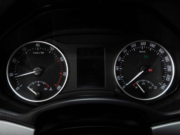 Skoda Octavia II (A5) Рестайлинг с пробегом 2012 года, цена 833 000 рублей, 230000 км, лифтбек, Автокод Объявления