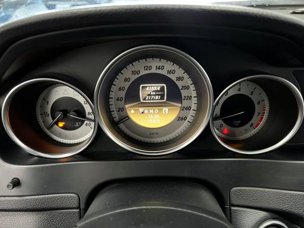 Mercedes-Benz C-Класс III (W204) Рестайлинг с пробегом 2011 года, цена 1 200 000 рублей, 217000 км, седан, Автокод Объявления