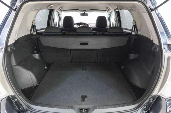 Toyota Verso I Рестайлинг с пробегом 2013 года, цена 1 299 000 рублей, 237091 км, компактвэн, Автокод Объявления