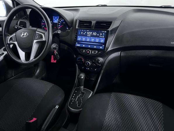 Hyundai Solaris I с пробегом 2011 года, цена 824 000 рублей, 159639 км, хэтчбек, Автокод Объявления
