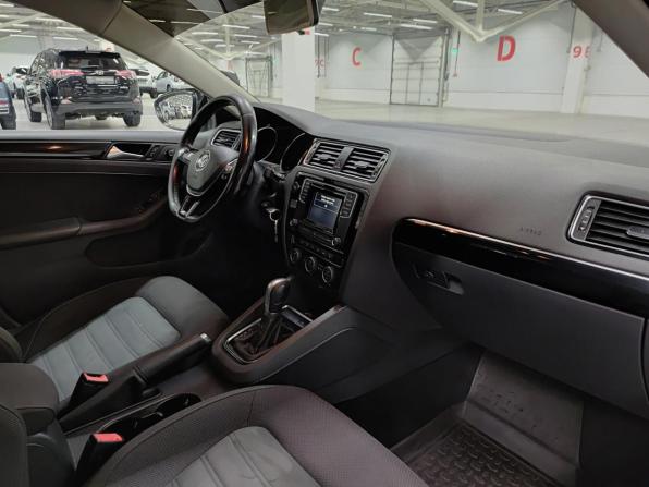 Volkswagen Jetta VI Рестайлинг с пробегом 2016 года, цена 1 130 000 рублей, 236090 км, седан, Автокод Объявления