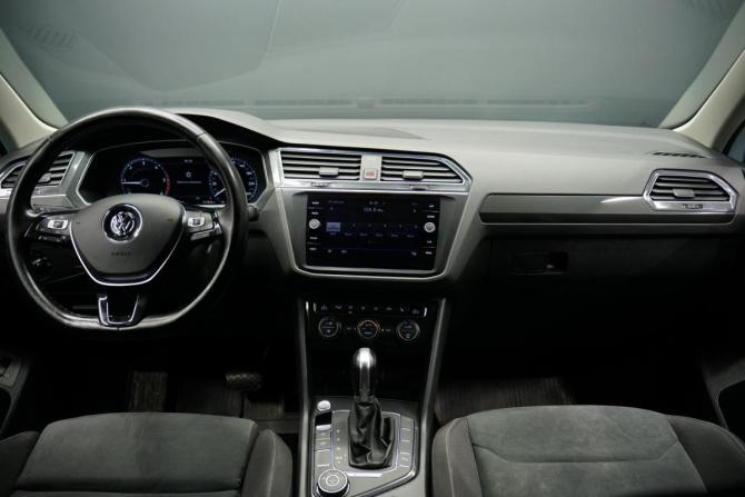 Volkswagen Tiguan II с пробегом 2018 года, цена 2 686 000 рублей, 157000 км, внедорожник, Автокод Объявления
