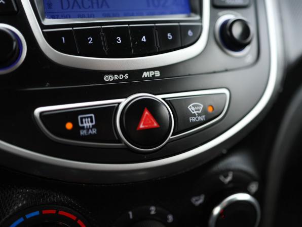Hyundai Solaris I с пробегом 2011 года, цена 659 000 рублей, 190085 км, хэтчбек, Автокод Объявления