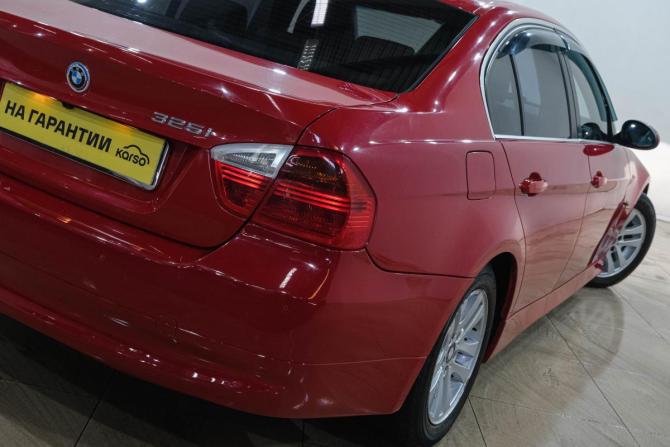 BMW 3 серии V (E90/E91/E92/E93) с пробегом 2005 года, цена 929 000 рублей, 31000 км, седан, Автокод Объявления