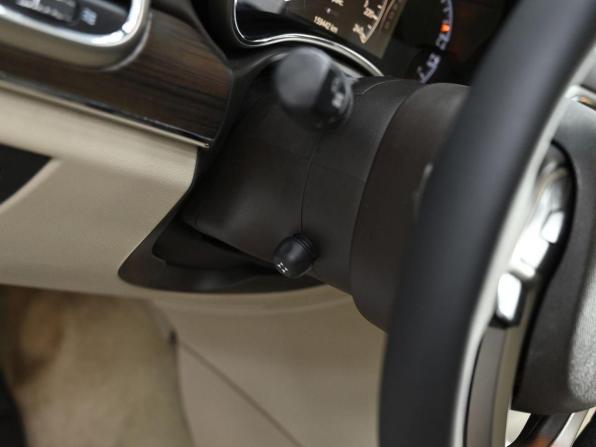 Jeep Grand Cherokee IV (WK2) Рестайлинг с пробегом 2013 года, цена 1 439 000 рублей, 135796 км, внедорожник, Автокод Объявления