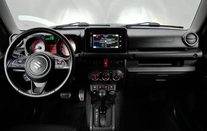 Suzuki Jimny IV с пробегом 2020 года, цена 2 399 000 рублей, 105583 км, внедорожник, Автокод Объявления
