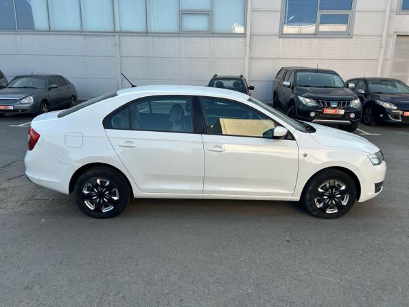 Skoda Rapid I с пробегом 2016 года, цена 850 000 рублей, 208523 км, лифтбек, Автокод Объявления
