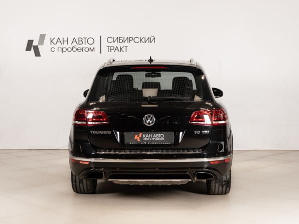 Volkswagen Touareg II Рестайлинг с пробегом 2016 года, цена 3 100 000 рублей, 275000 км, внедорожник, Автокод Объявления