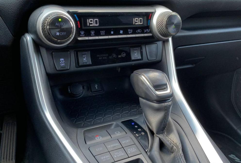 Toyota RAV4 V (XA50) Красноярск  - изображение 17