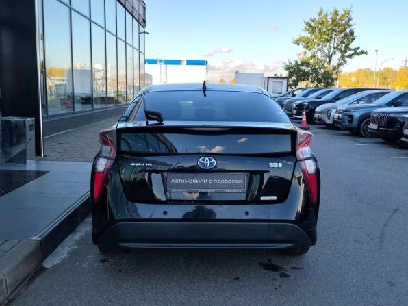 Toyota Prius IV (XW50) с пробегом 2016 года, цена 1 370 000 рублей, 243901 км, лифтбек, Автокод Объявления