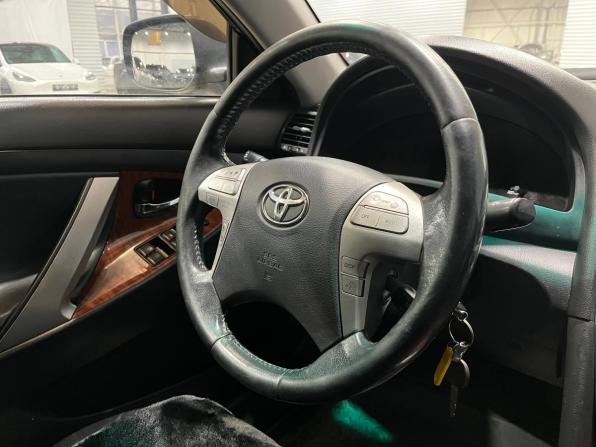 Toyota Camry VI (XV40) Рестайлинг с пробегом 2011 года, цена 1 049 000 рублей, 572896 км, седан, Автокод Объявления