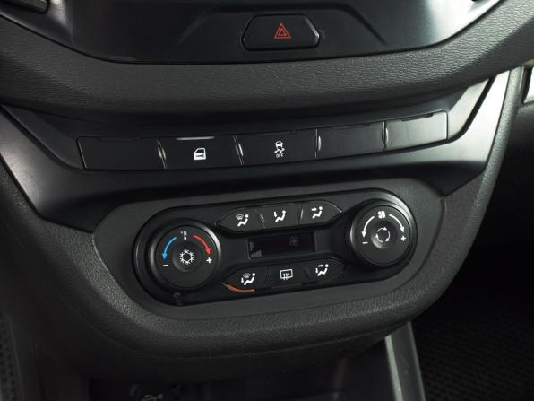 Lada (ВАЗ) Vesta I с пробегом 2016 года, цена 425 999 рублей, 323343 км, седан, Автокод Объявления