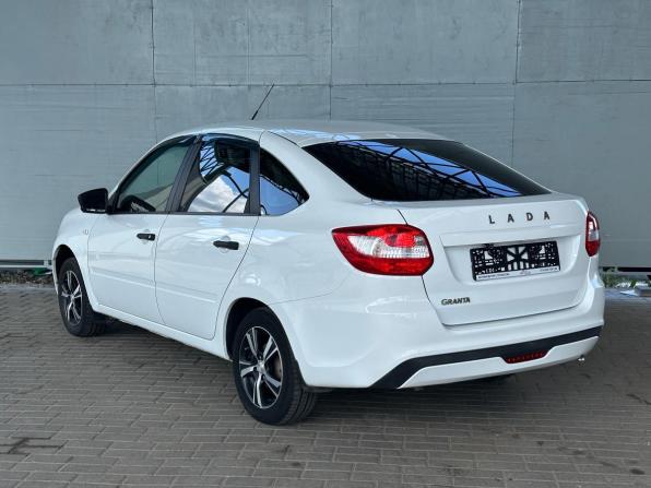 Lada (ВАЗ) Granta I Рестайлинг с пробегом 2020 года, цена 694 000 рублей, 64000 км, хэтчбек, Автокод Объявления