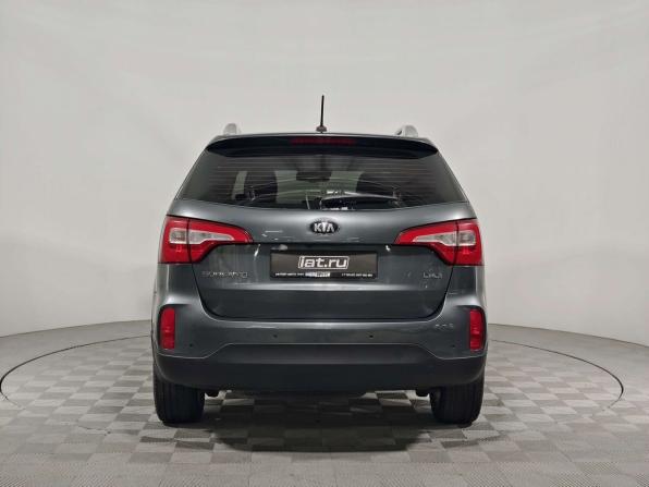 Kia Sorento II Рестайлинг с пробегом 2018 года, цена 2 299 000 рублей, 136997 км, внедорожник, Автокод Объявления
