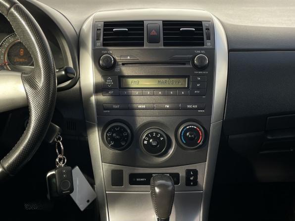 Toyota Corolla X (E140 E150) Рестайлинг с пробегом 2012 года, цена 1 065 000 рублей, 232239 км, седан, Автокод Объявления