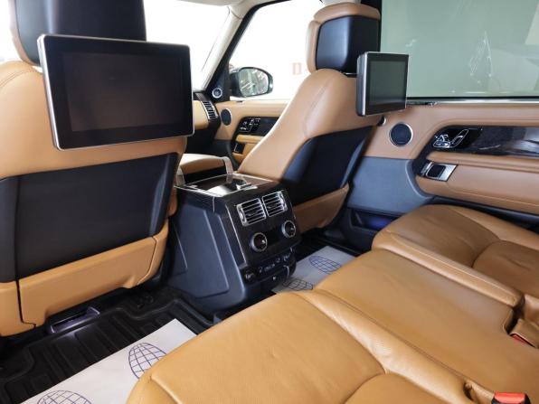 Land Rover Range Rover IV Рестайлинг с пробегом 2018 года, цена 6 750 000 рублей, 152783 км, внедорожник, Автокод Объявления